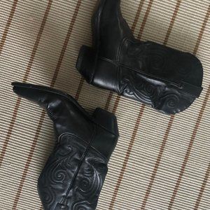 Tony Lamas Authentic Genuine Leather Women's Size8